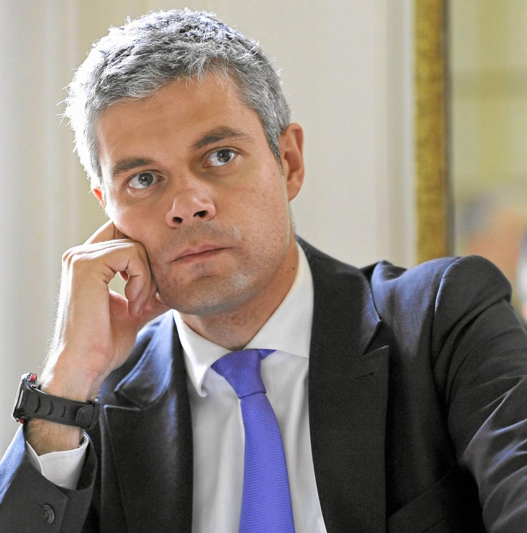 Laurent Wauquiez envisage de se rendre à Mayotte pour y parler immigration