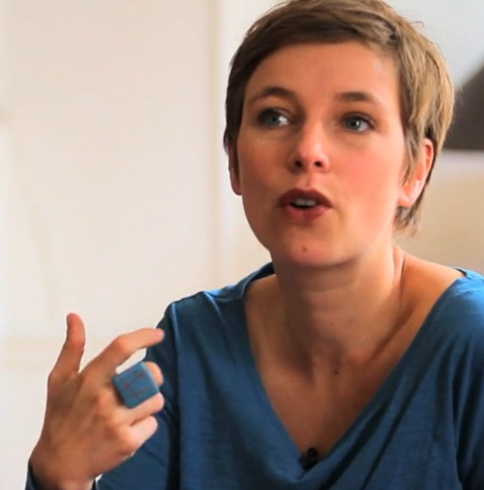Clémentine Autain : “Je ne partage pas l’idée du droit à l’enfant ou de l’enfant réparateur”