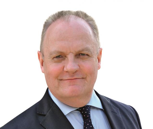 Conférence de François Asselineau le 31 janvier à Sciences-Po Lille : “Les impasses de la construction européenne”