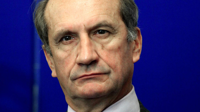 Gérard Longuet : “Les droits de l’homme sont bafoués. Nous perdons le droit de défendre notre candidat”