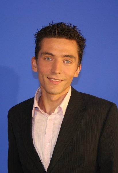 Julien Sanchez, maire FN de Baucaire, chahuté par “Les Grandes Gueules” à cause de ses menus au porc dans les cantines