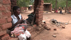 Au Malawi, la violente “initiation sexuelle” des jeunes filles par les “hyènes”
