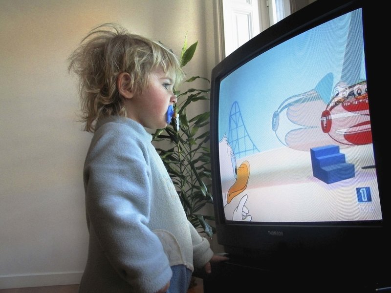 Exposer ses enfants aux écrans ? Attention, danger !