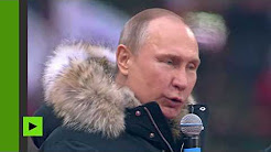 Vladimir Poutine s’adresse à plus de 100 000 partisans lors d’un meeting de campagne à Moscou