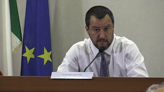 Salvini sur les clandestins : “Si Orbán est méchant, Macron est 15 fois plus méchant”