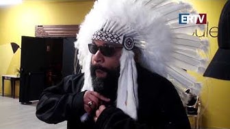 Expulsé de son nouveau théâtre, Dieudonné joue dans la rue !