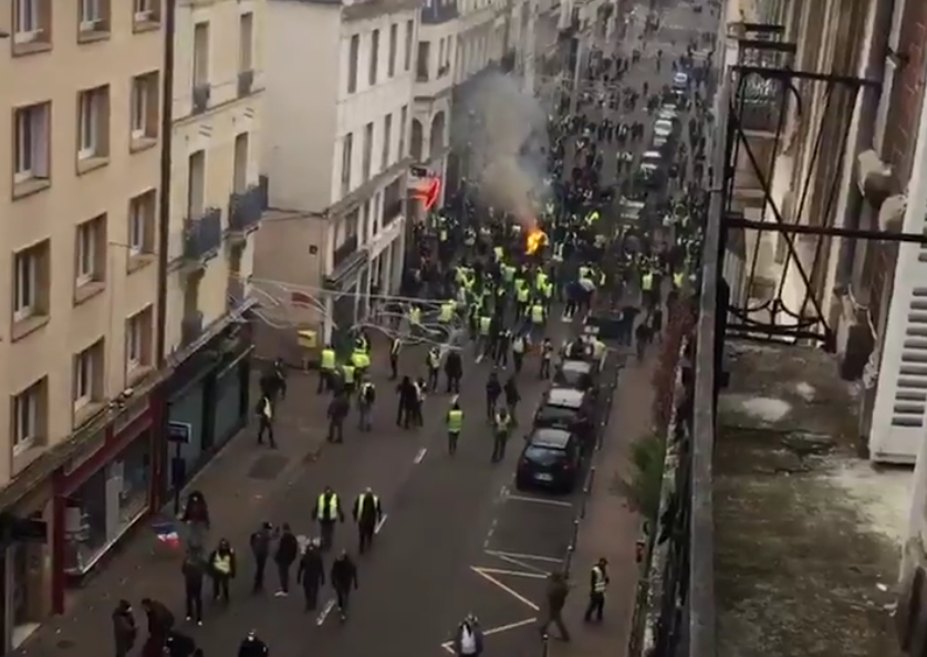 Gilets jaunes : situation de contrôle pour les autorités à Rouen (VIDÉO)