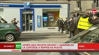 Acte 13 : des banques prises pour cible rue de Rennes à Paris (VIDÉO)