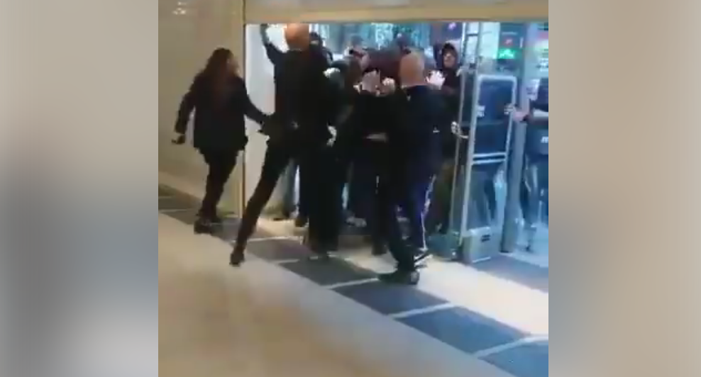 Bordeaux : Deux vigiles font face à une meute d’extrémistes de gauche (VIDÉO)