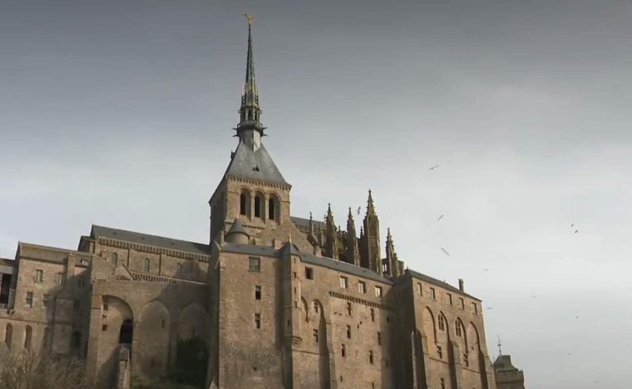 Manche : la protection anti-incendie complexe de l’abbaye du Mont-Saint-Michel