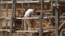 Patrimoine : un château reconstruit avec les moyens de l’époque (REPORTAGE)
