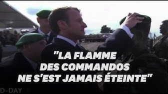 Emmanuel Macron et un vétéran du commando Kieffer remettent le symbolique béret vert à un jeune soldat (VIDÉO)