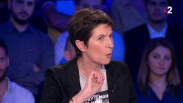 Christine Angot fait polémique après ses propos sur l’esclavage (VIDÉO)