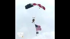 À 97 ans, ce vétéran réitère le saut en parachute qu’il avait effectué lors du Débarquement (VIDÉO)