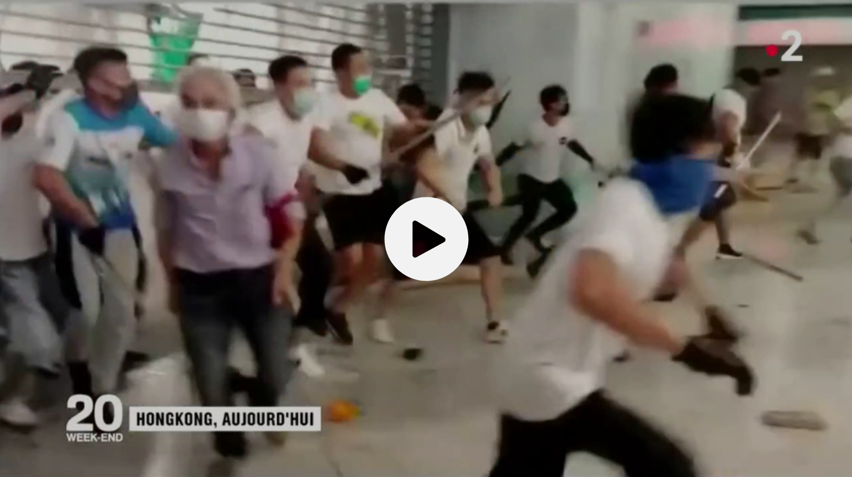 À Hong Kong, quel est le rôle des triades dans les manifestations ? (ANALYSE)