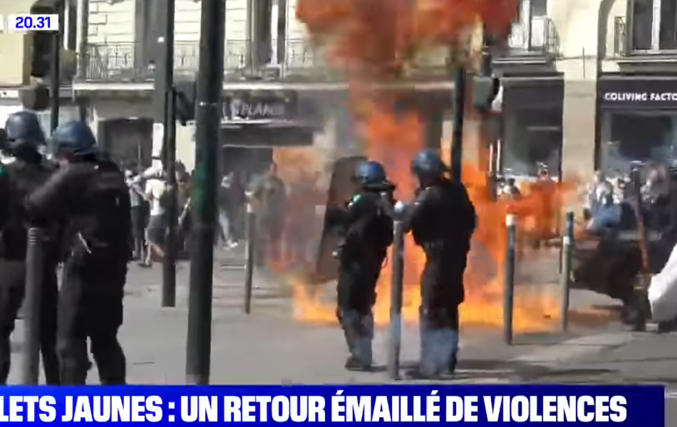 Gilets jaunes : un retour émaillé de violences à Nantes (VIDÉO)