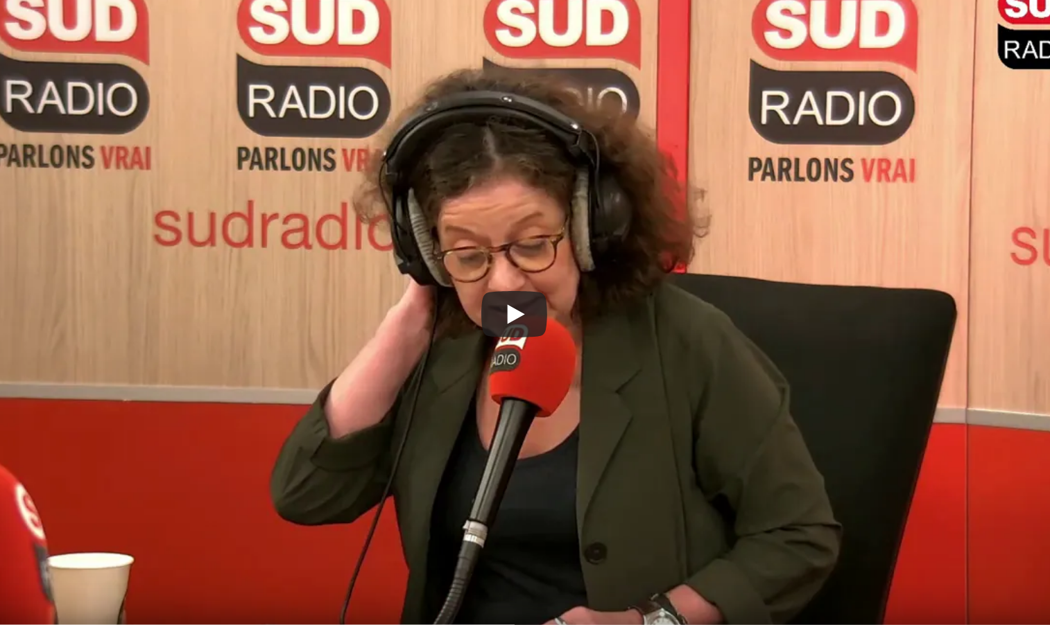 Élisabeth Lévy : “Macronistes, au concours des belles âmes, on finit toujours par perdre” (VIDÉO)