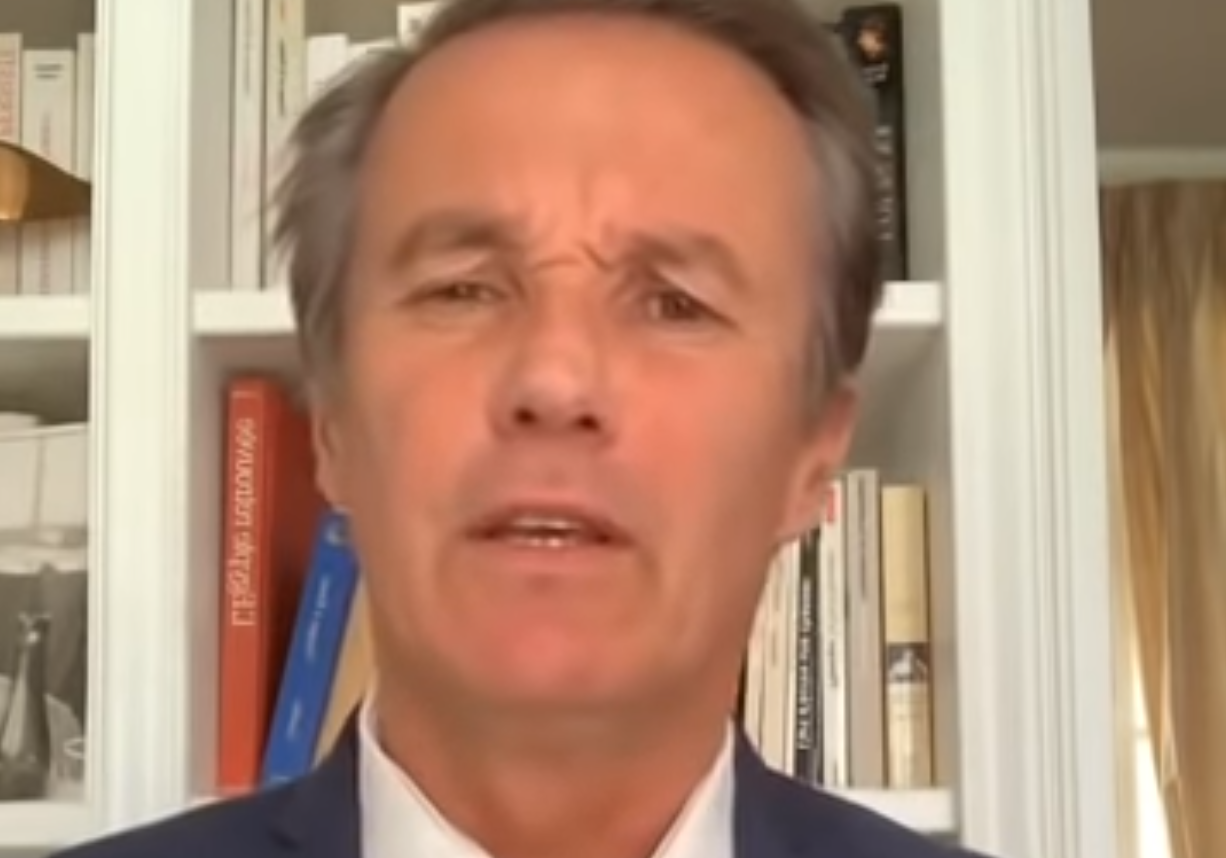 Nicolas Dupont-Aignan a-t-il un accord avec Valérie Pécresse pour savonner la planche à Éric Zemmour en échange du soutien des Républicains aux élections législatives ?