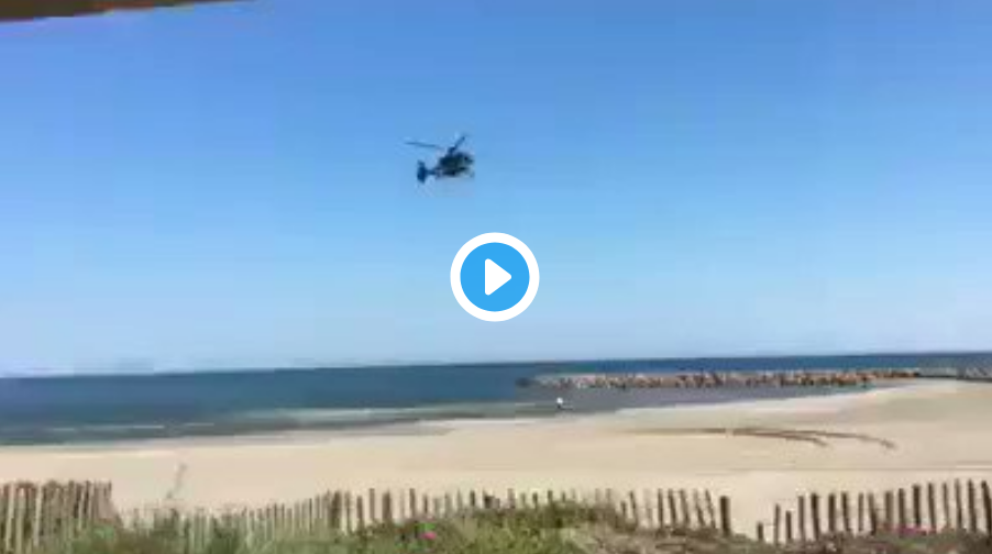 Des hélicoptères pour surveiller et recadrer les Français de souche qui s’aventurent sur les plages (VIDÉO)