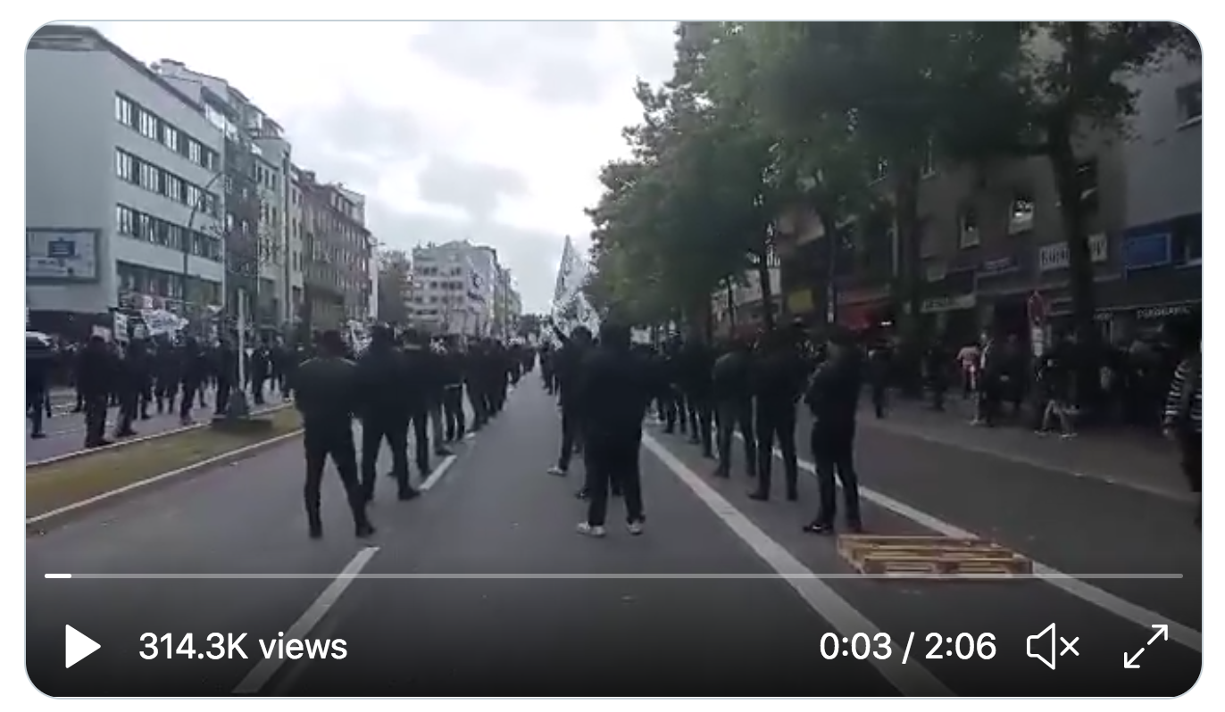 Allemagne : manifestation d’islamistes en reprenant les codes du Hamas et du Hezbollah (VIDÉO)