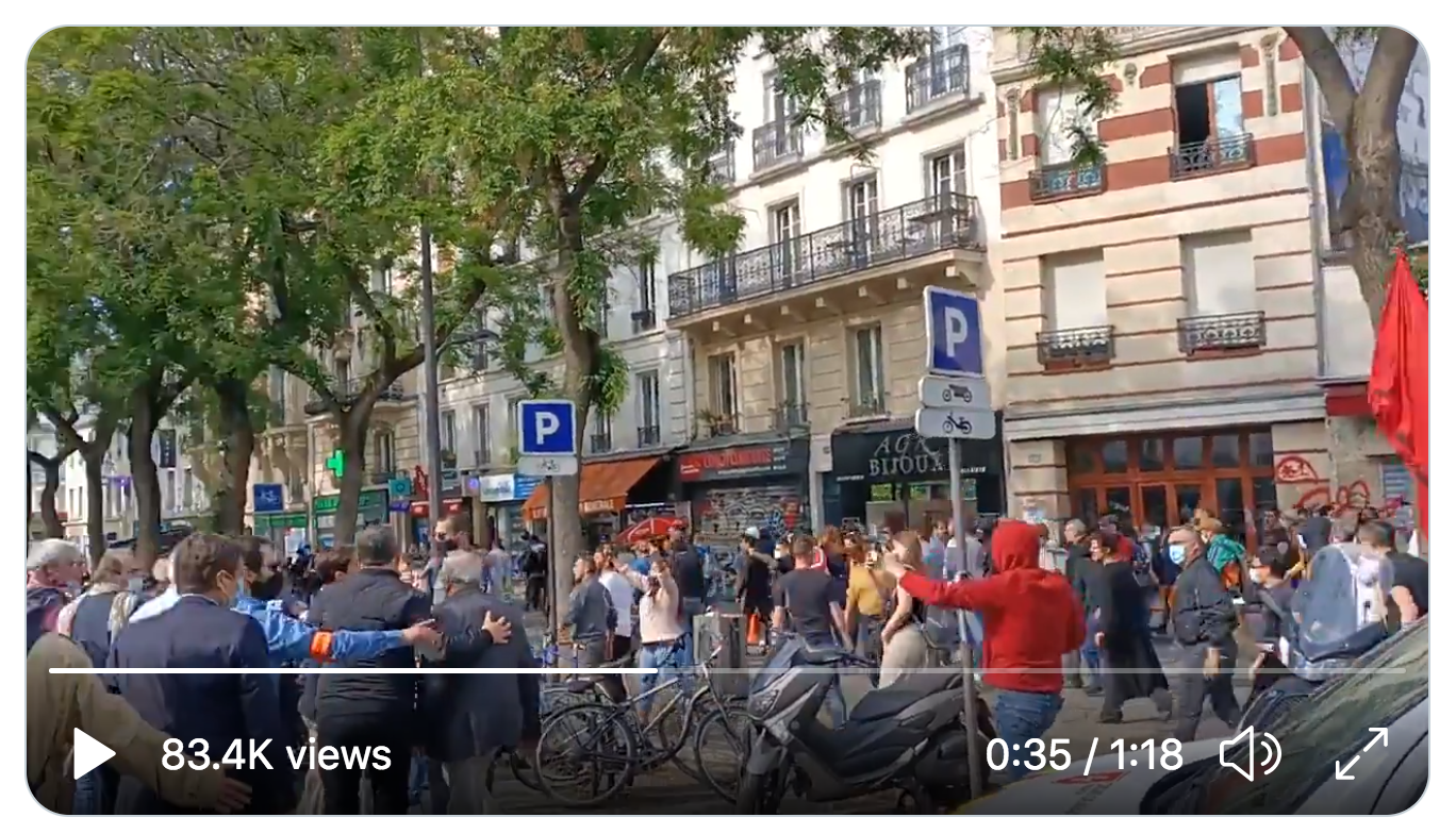 Violences d’extrême gauche contre une “marche des martyrs” de la commune organisée par le diocèse de Paris (VIDÉOS)