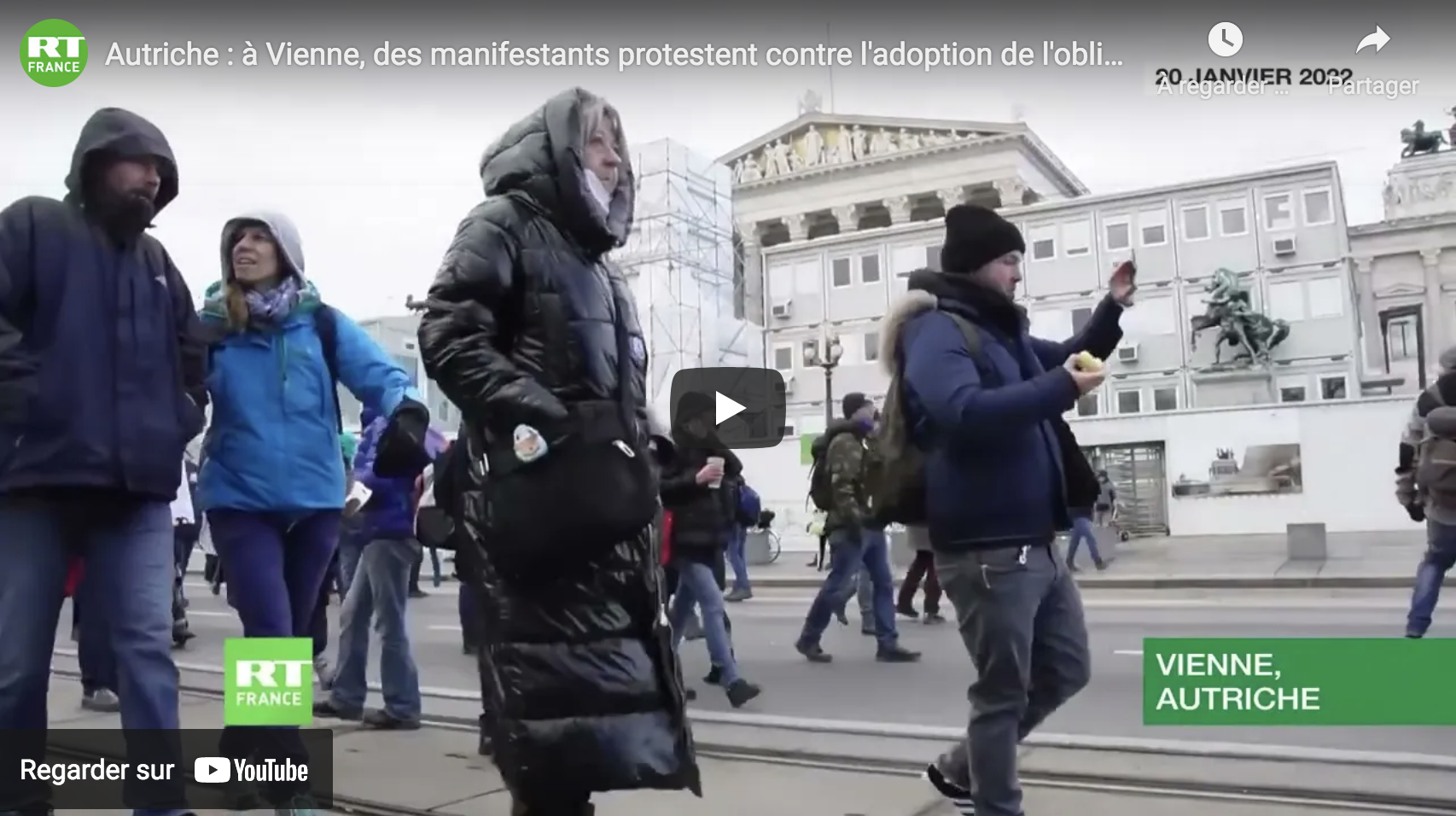Autriche : à Vienne, des manifestants protestent contre l’adoption de l’obligation vaccinale (VIDÉO)