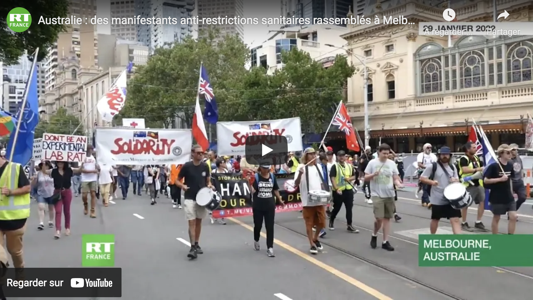 Australie : des manifestants anti-restrictions sanitaires rassemblés à Melbourne