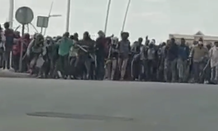 « Les immigrés font le boulot que les Français ne veulent pas faire » : slogan éculé et mensonger