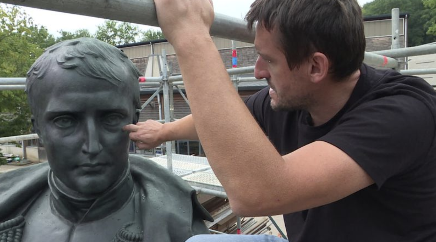 Rouen : les habitants ont voté contre le déboulonnage de la statue de Napoléon à 68%