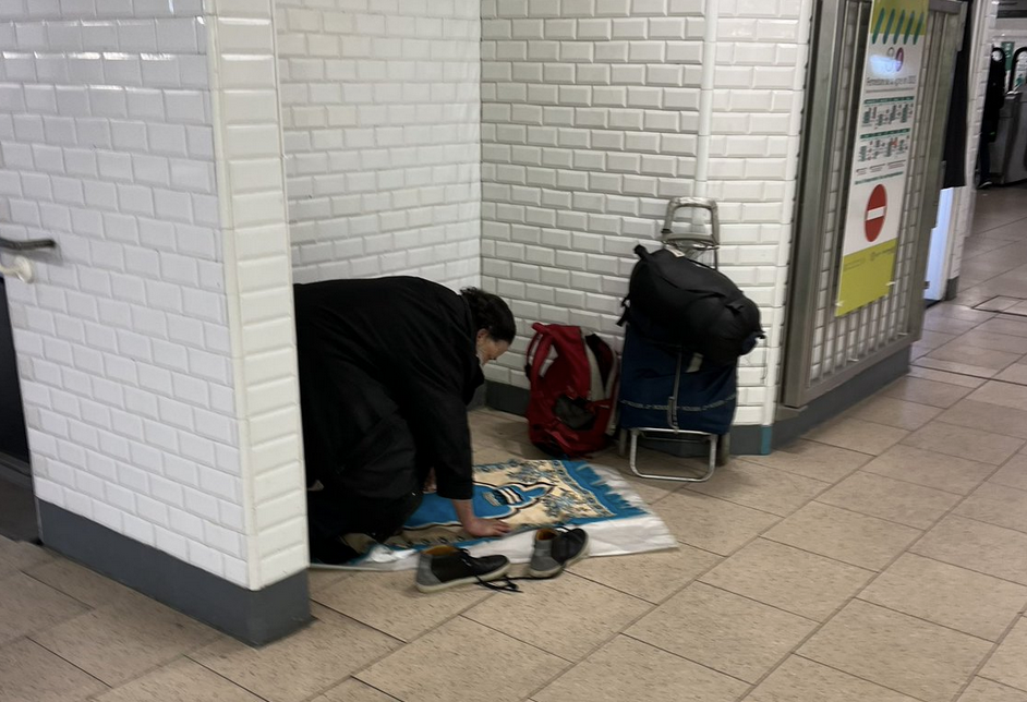 Nouvelle provocation islamiste à la gare du Nord (PHOTO)