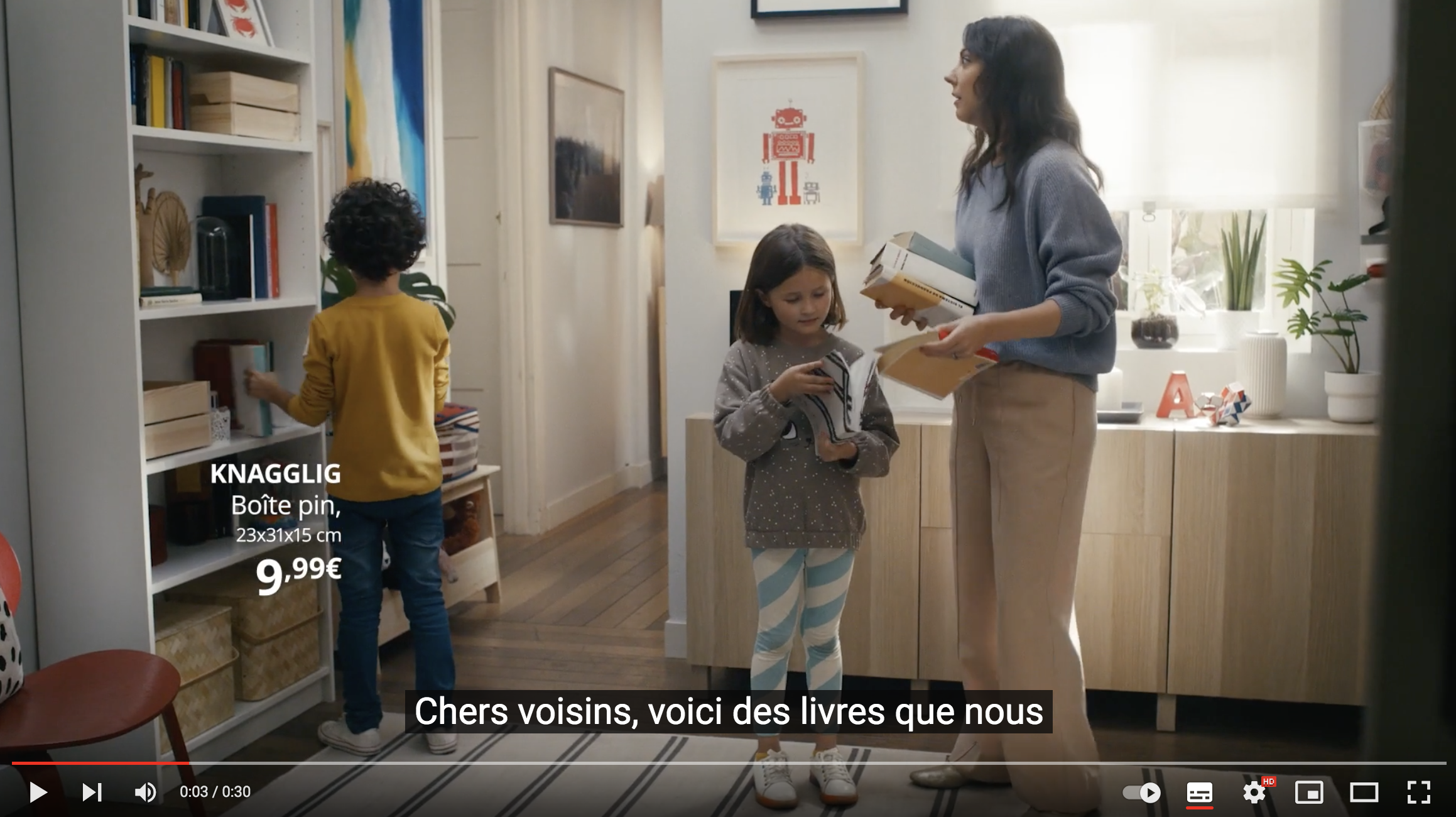 Bonne nouvelle : Ikéa remet des livres dans ses spots publicitaires (VIDÉO)