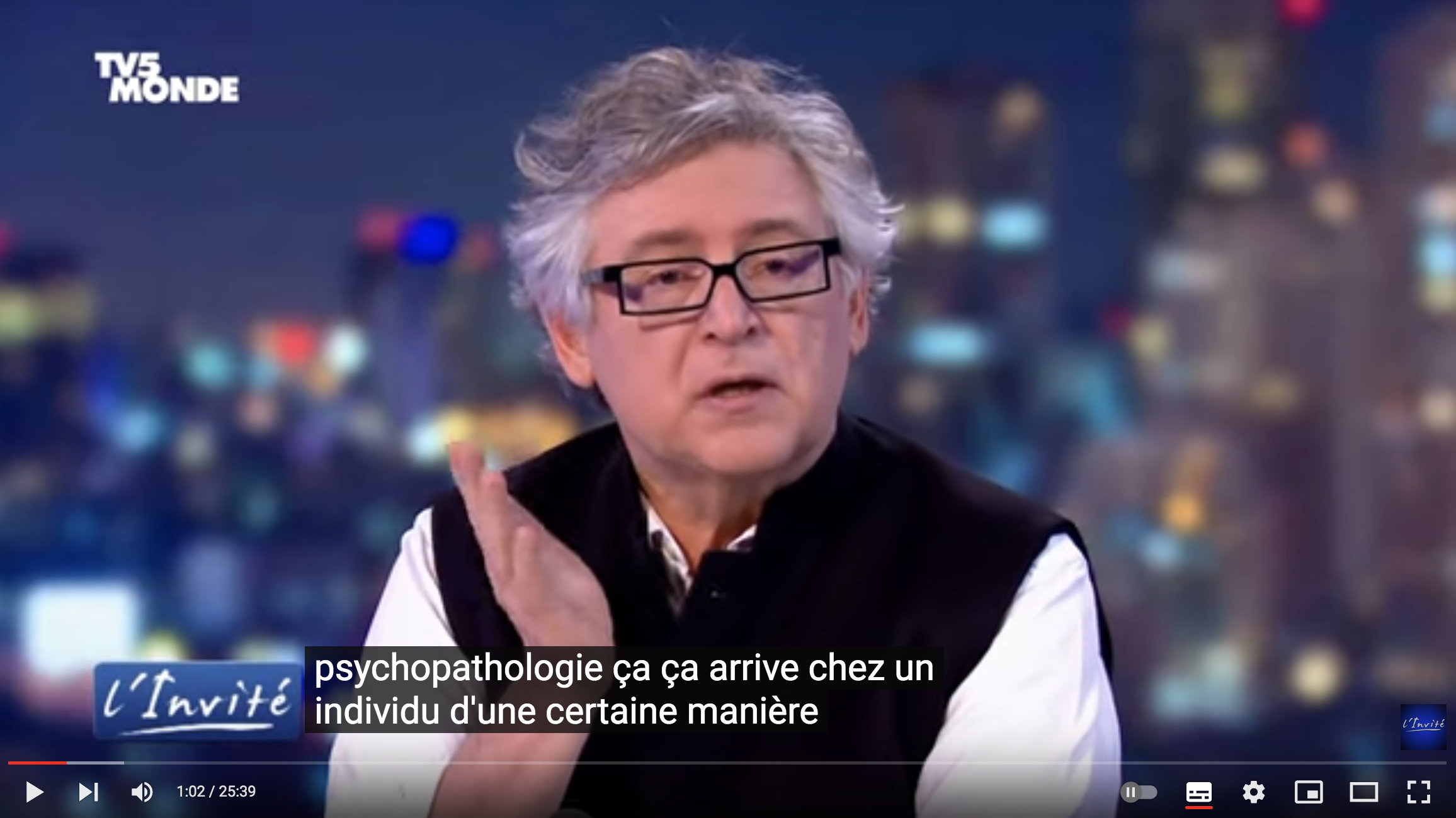 Michel Onfray : “Emmanuel Macron et Sandrine Rousseau préparent la même dictature” (VIDÉO)