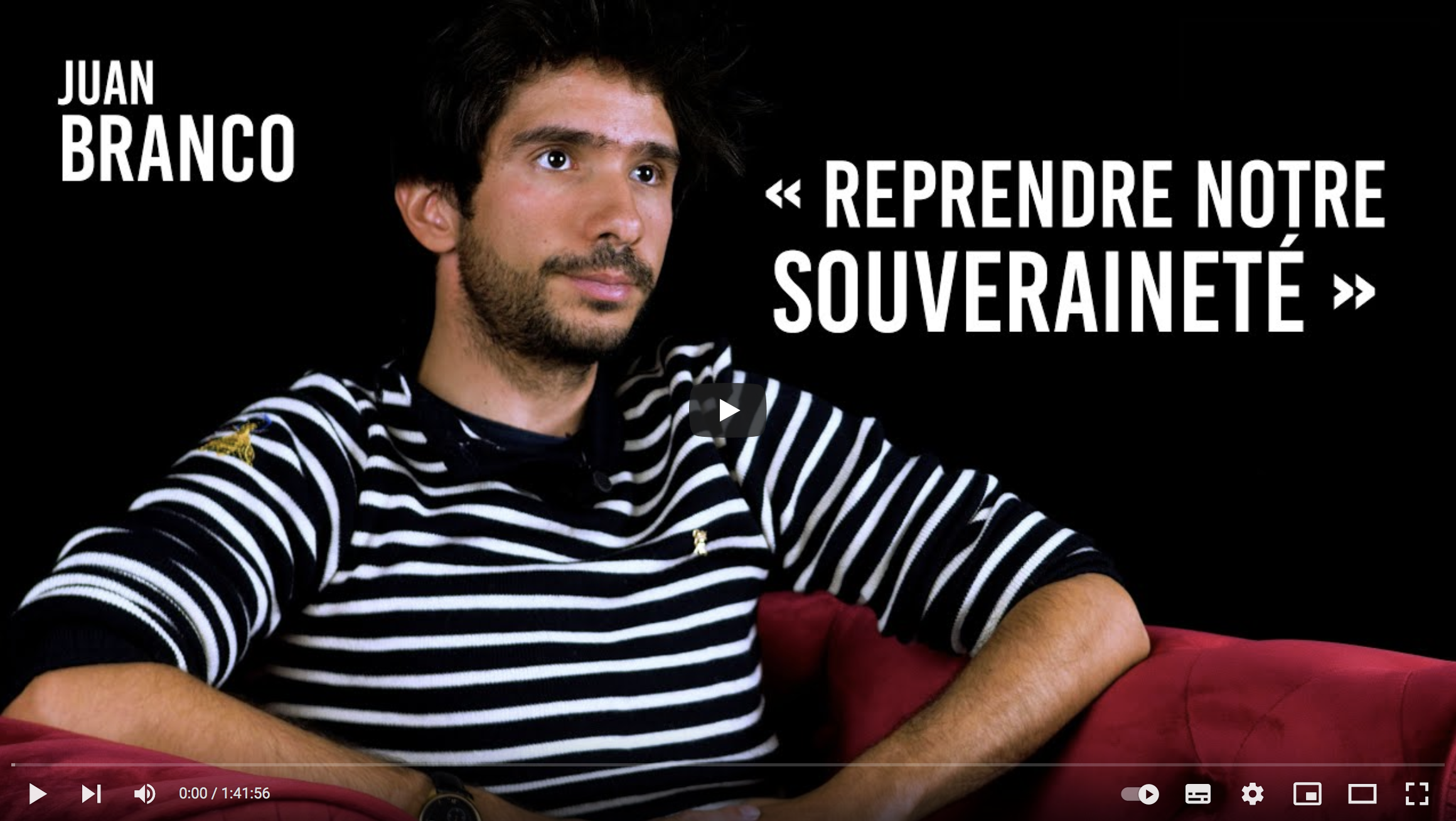 Juan Branco présente son dernier livre “Coup d’État : manuel insurrectionnel” (VIDÉO)