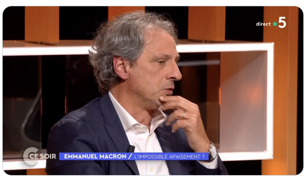 Sur France 5, le philosophe Pierre-Henri Tavoillot émet l’idée d’un référendum sur l’immigration… Tout le plateau de “C ce soir” lui tombe dessus (VIDÉO)