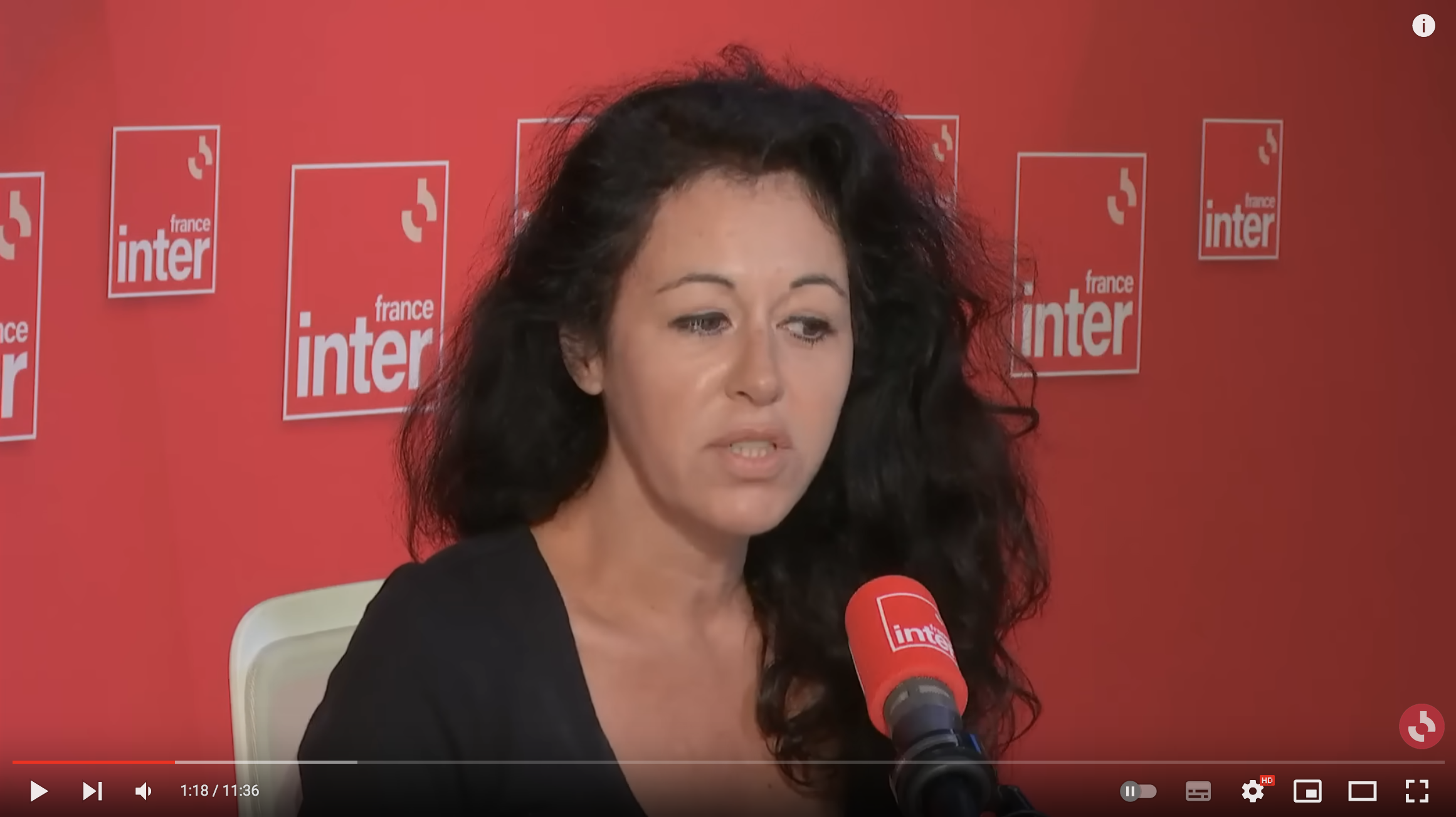 Caroline Goldman : “On raconte une très belle histoire sur la parentalité qui est peu réaliste” (VIDÉO)