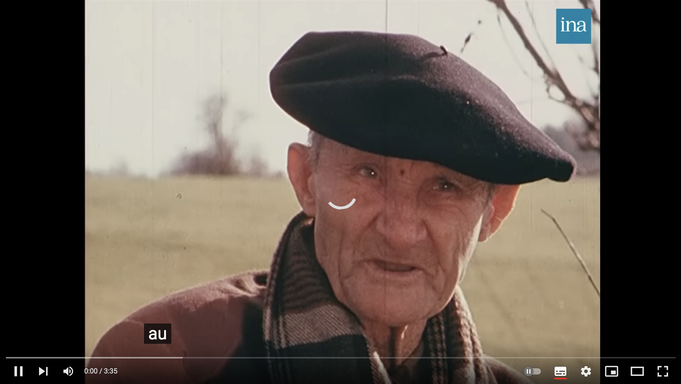 Pépé marcheur, 92 ans : la voiture ce n’est pas son truc (RENCONTRE)